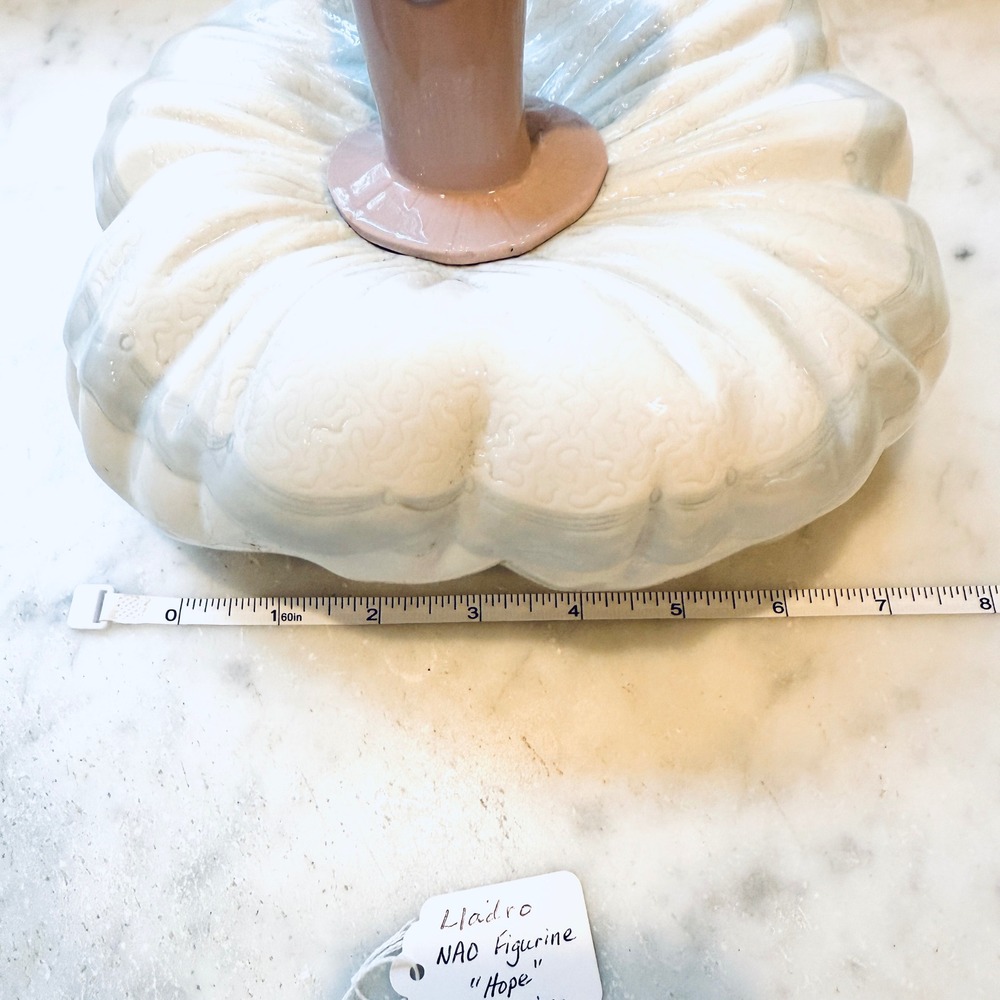 NAO Lladro Ballerina Figurine "Hope" Collectible Home Decor Ceramic #1266 - Picture 8 of 8